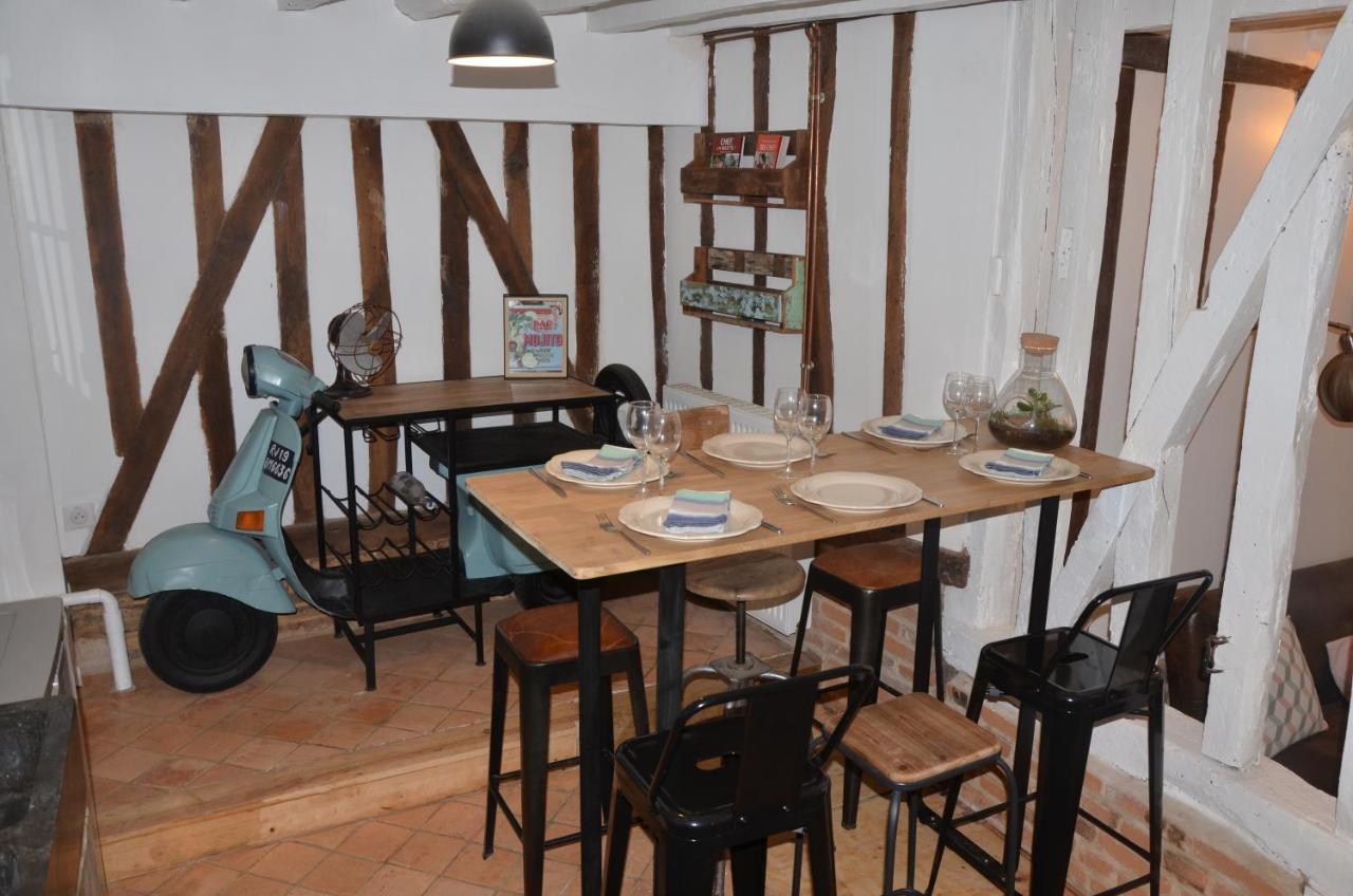 La Petite Beauvaisienne Apartment Bagian luar foto